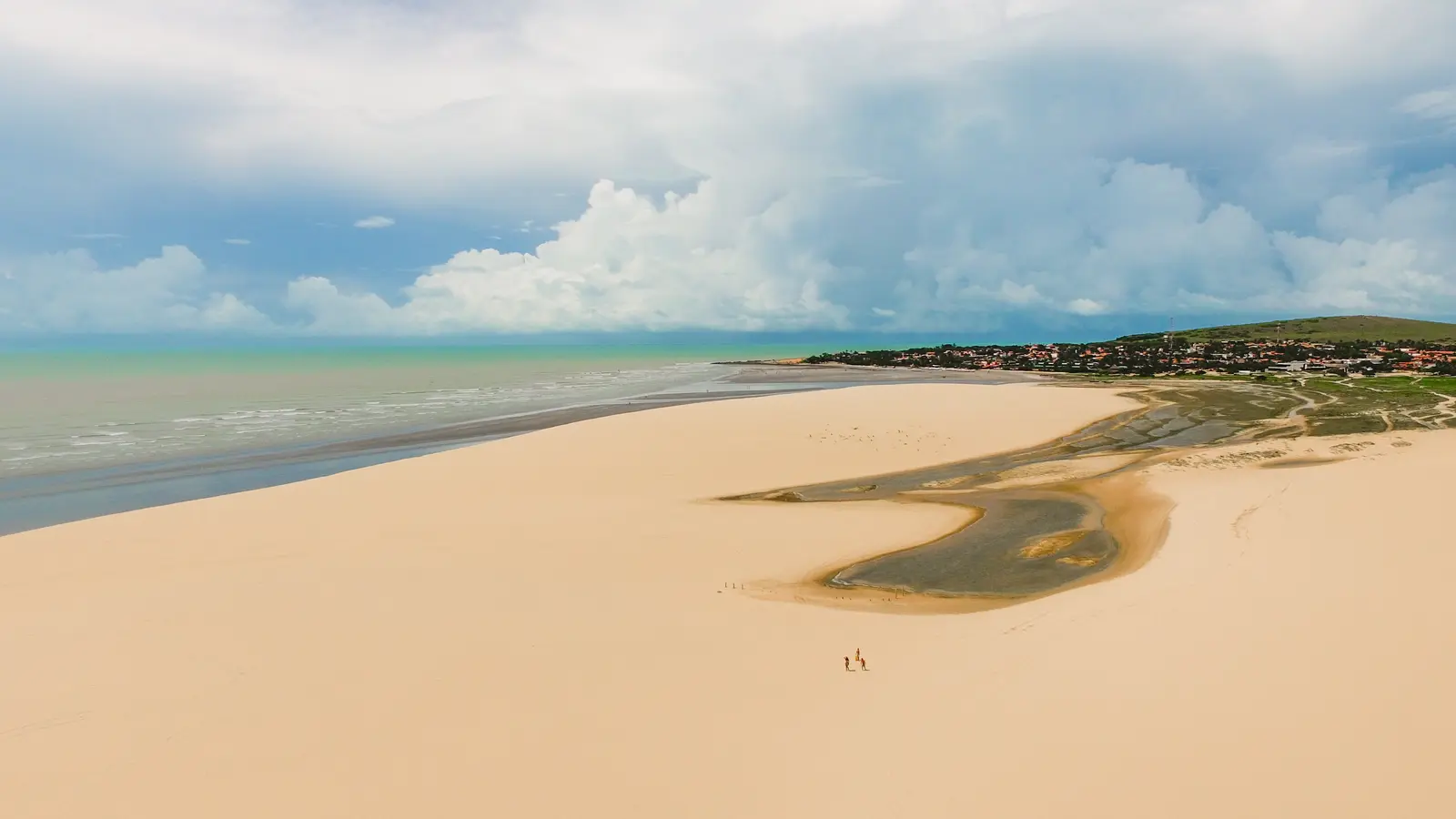 Jericoacoara: Pedra Furada, Duna do Pôr do Sol e vento o ano todo no Parque Nacional