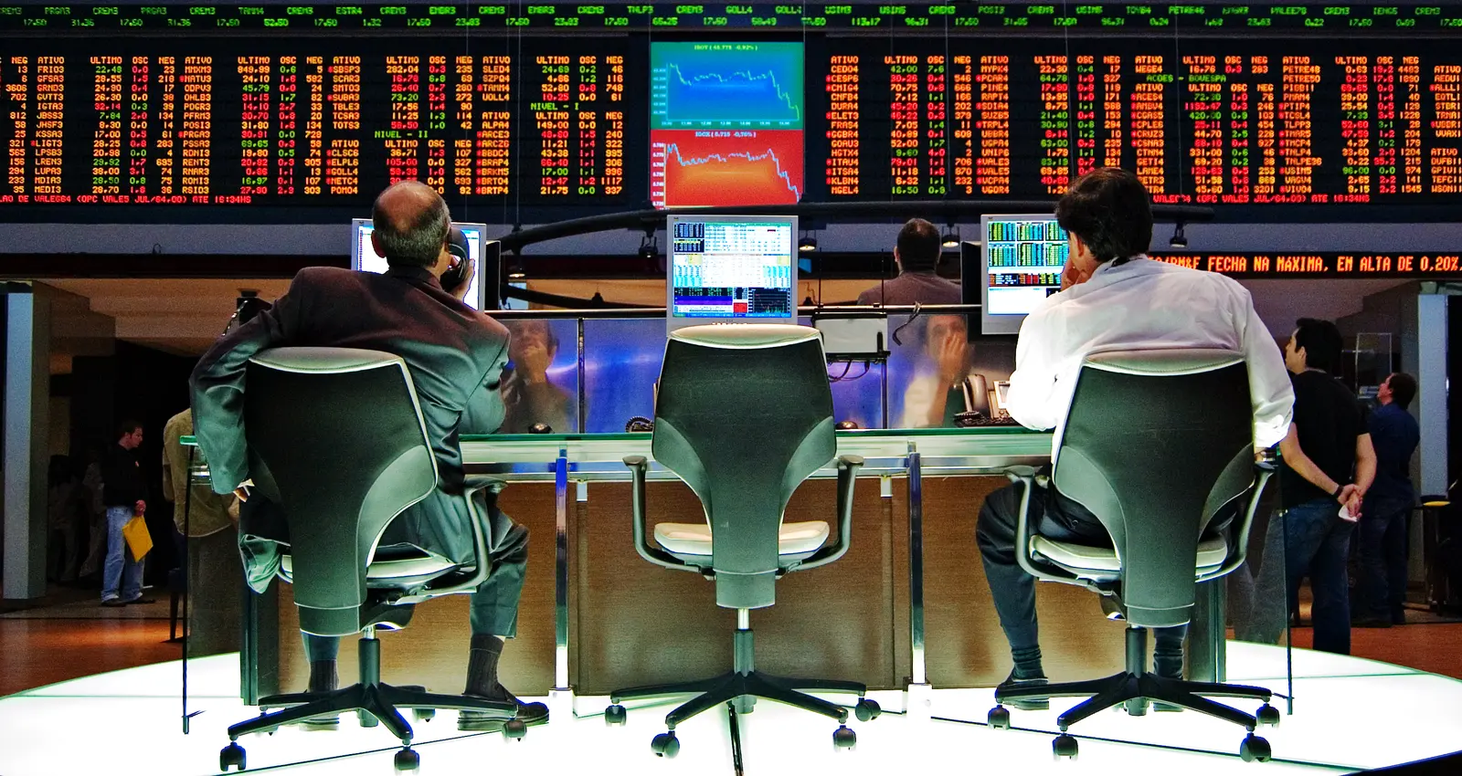 Mercado eleva para 5,22% a projeção de inflação em 2026, acima do teto; Selic segue em 13,75%