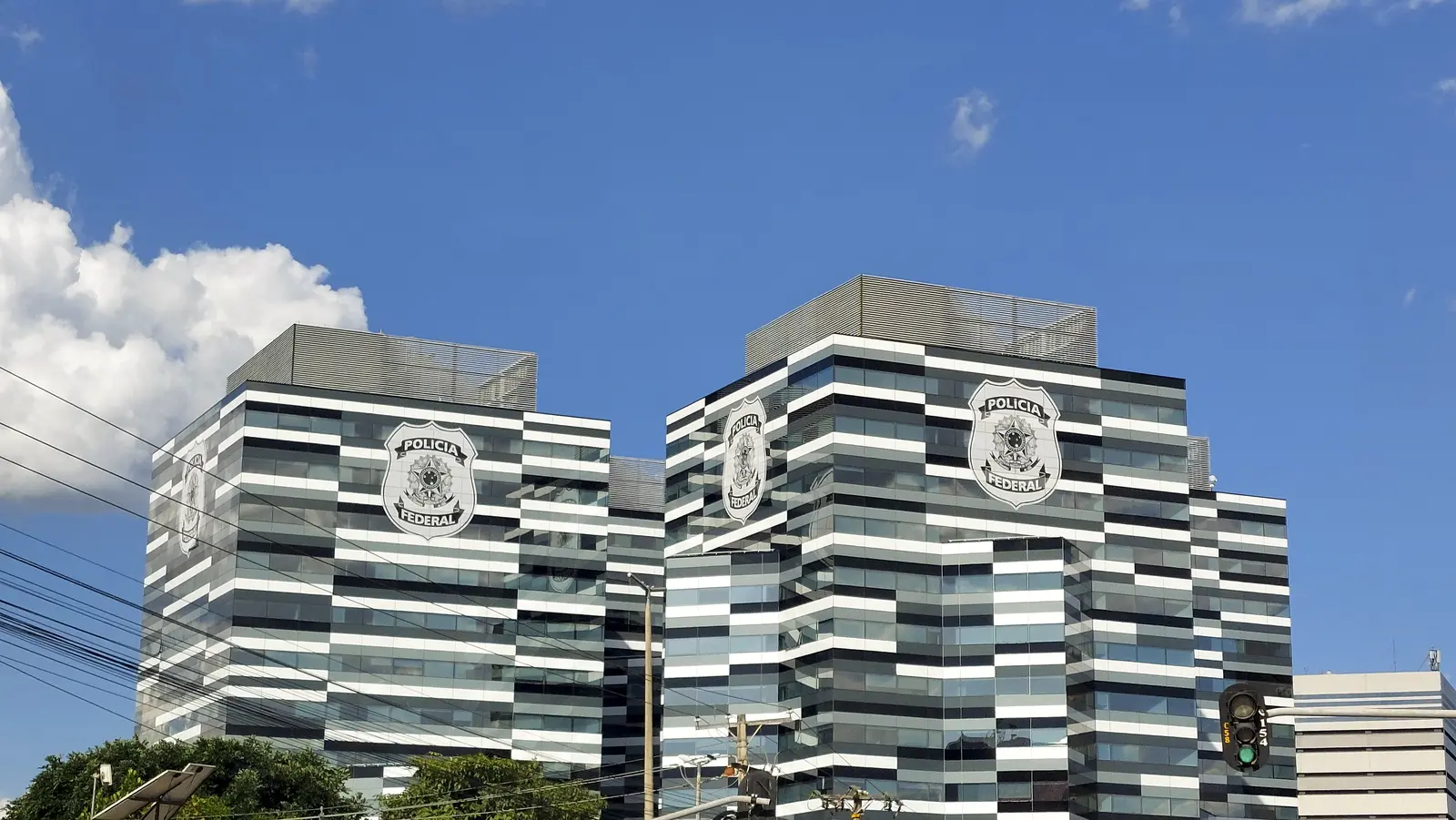 PF diz ter aberto mais de 1.200 inquéritos eleitorais em 2026 e apreendido R$ 33 milhões